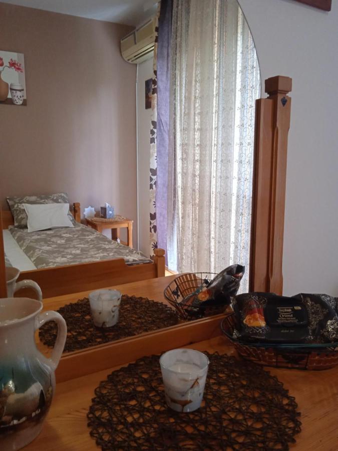 Apartman Breza Ruma Dış mekan fotoğraf
